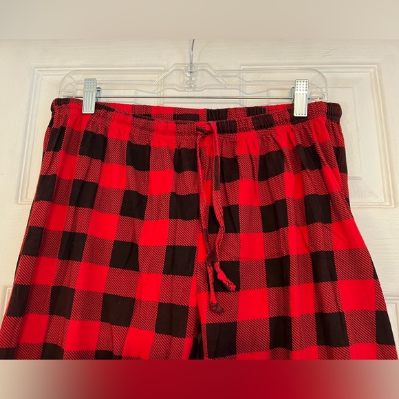 Women’s Plaid Christmas Pajama Pants - Picture 3 of 5